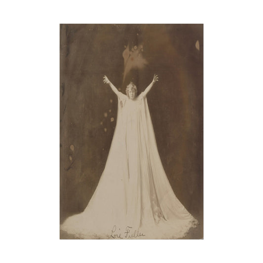Ethereal portrait of Loïe Fuller in flowing garments.