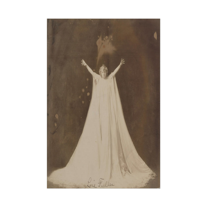 Ethereal portrait of Loïe Fuller in flowing garments.